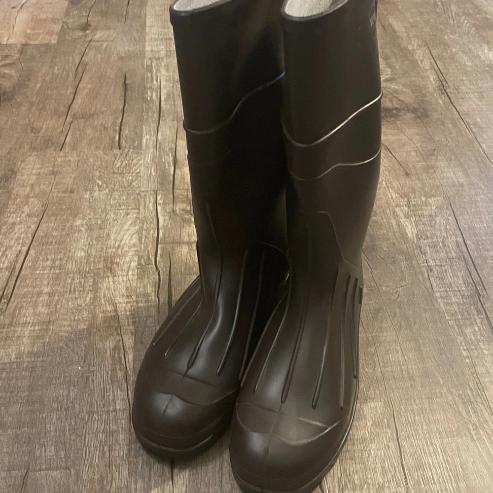 Servus by HoneywellBlack Rain Boots size 11